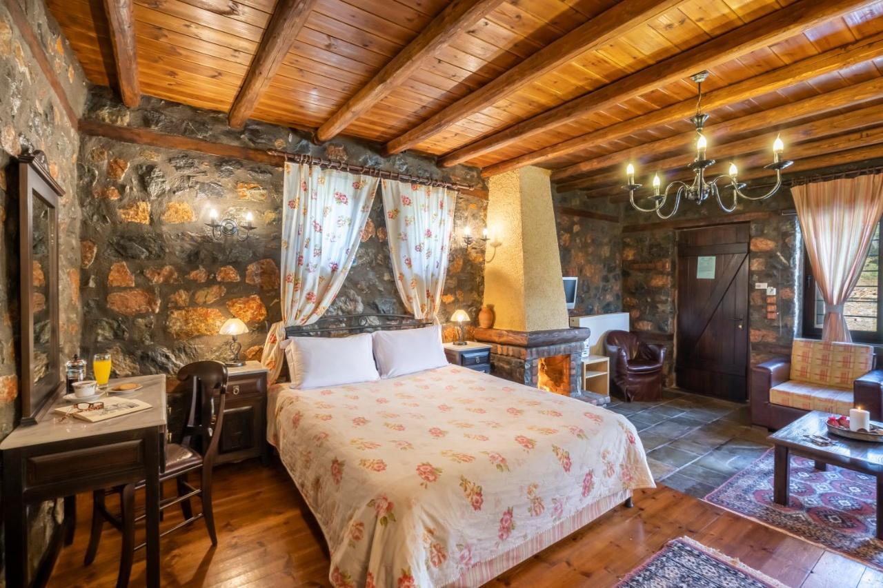 Rouga Mountain Boutique Suites & Spa パライオス・アギオス・アタナシオス エクステリア 写真