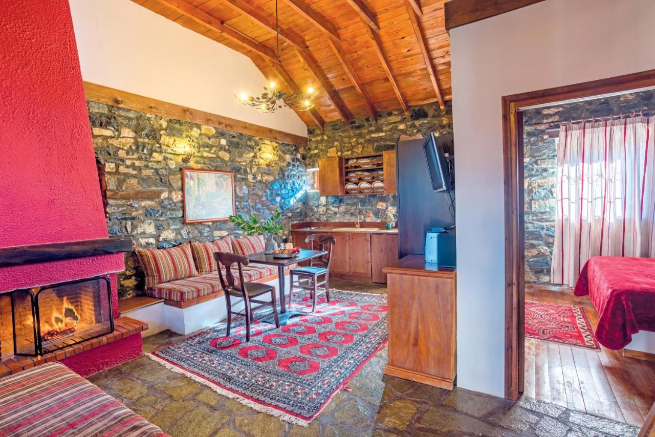 Rouga Mountain Boutique Suites & Spa パライオス・アギオス・アタナシオス エクステリア 写真
