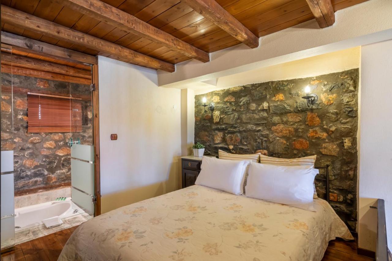Rouga Mountain Boutique Suites & Spa パライオス・アギオス・アタナシオス エクステリア 写真