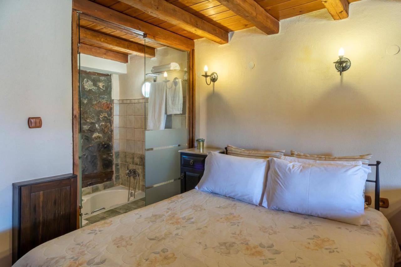 Rouga Mountain Boutique Suites & Spa パライオス・アギオス・アタナシオス エクステリア 写真