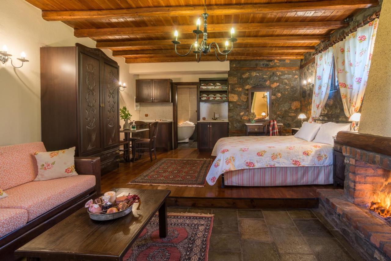 Rouga Mountain Boutique Suites & Spa パライオス・アギオス・アタナシオス エクステリア 写真